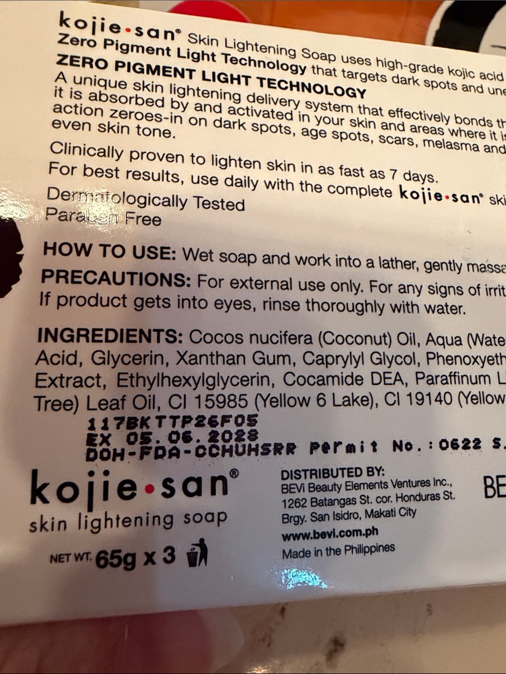 Kojie-san Skin Lightening Soap Set of Two 3 Pack-65 g x 6 NIB - Picture 3 of 8